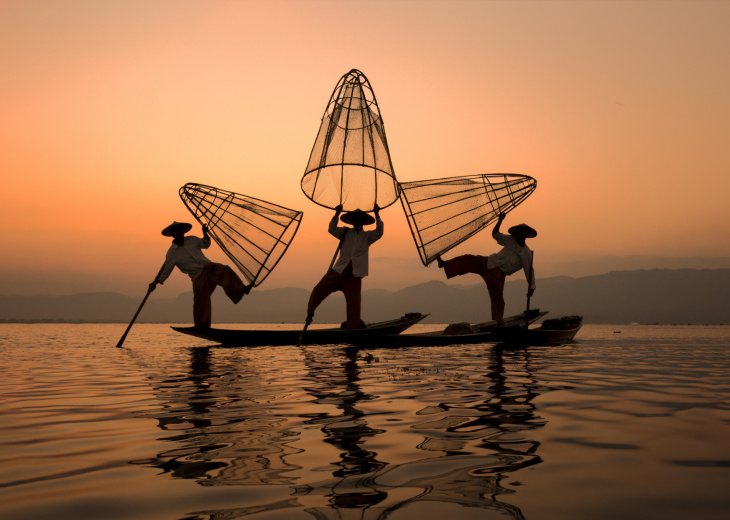 Pêcheurs sur le lac Inle, Shan, Birmanie