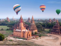 survol de Bagan en montgolfière
