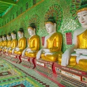 bouddhas dorés alignés, Sagaing hill, Mandalay