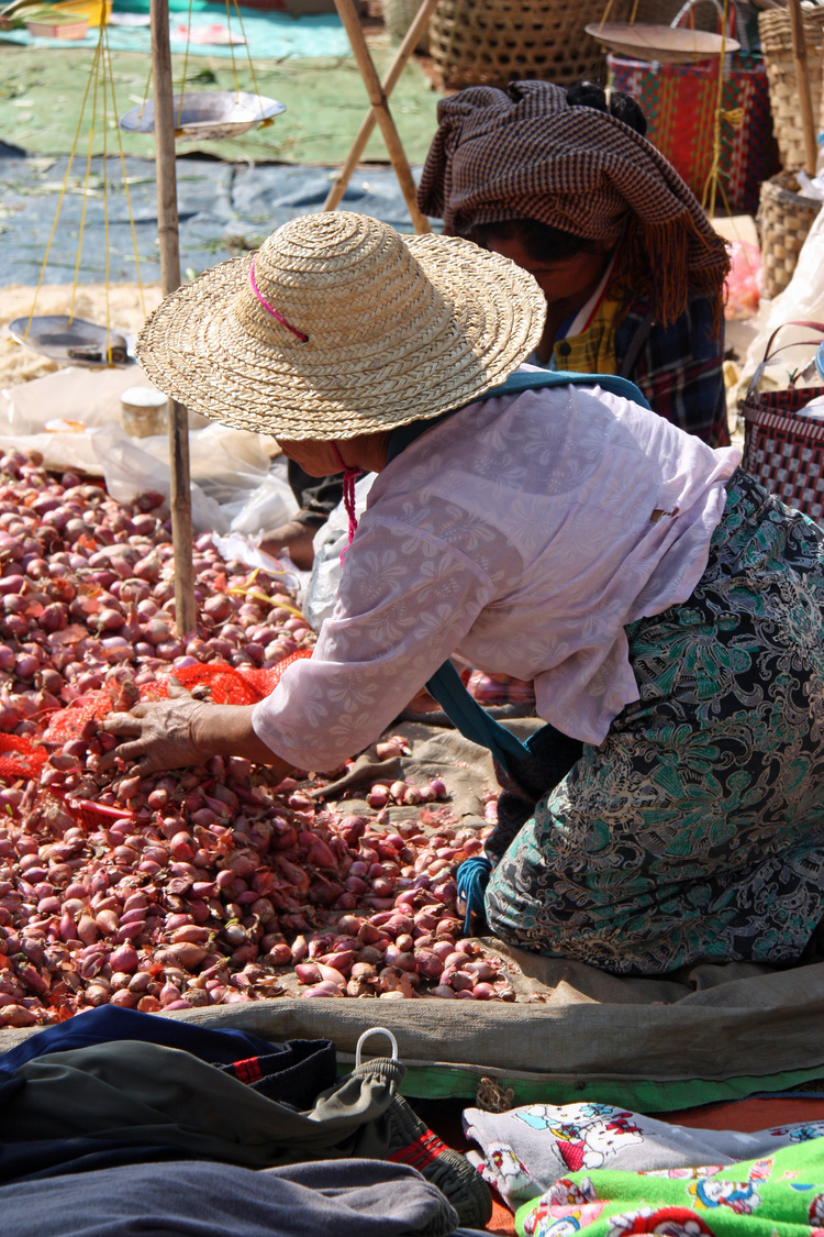 marché aux légumes, lac Inle