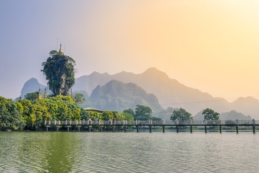 Pagode Kyauk Kalat, Mawlamyine