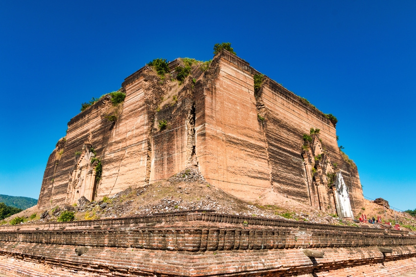 pagode-mantara-gyi-mingun